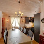 Chalet Family-friendly With Stunning Outdoor Access