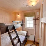 شاليه Family-friendly With Stunning Outdoor Access *