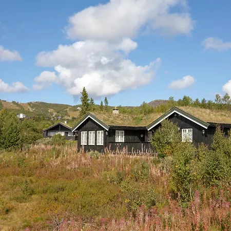 Family-friendly With Stunning Outdoor Access Chaleter *