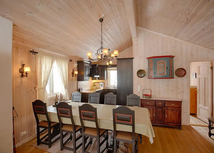 Family-friendly With Stunning Outdoor Access * Beitostolen